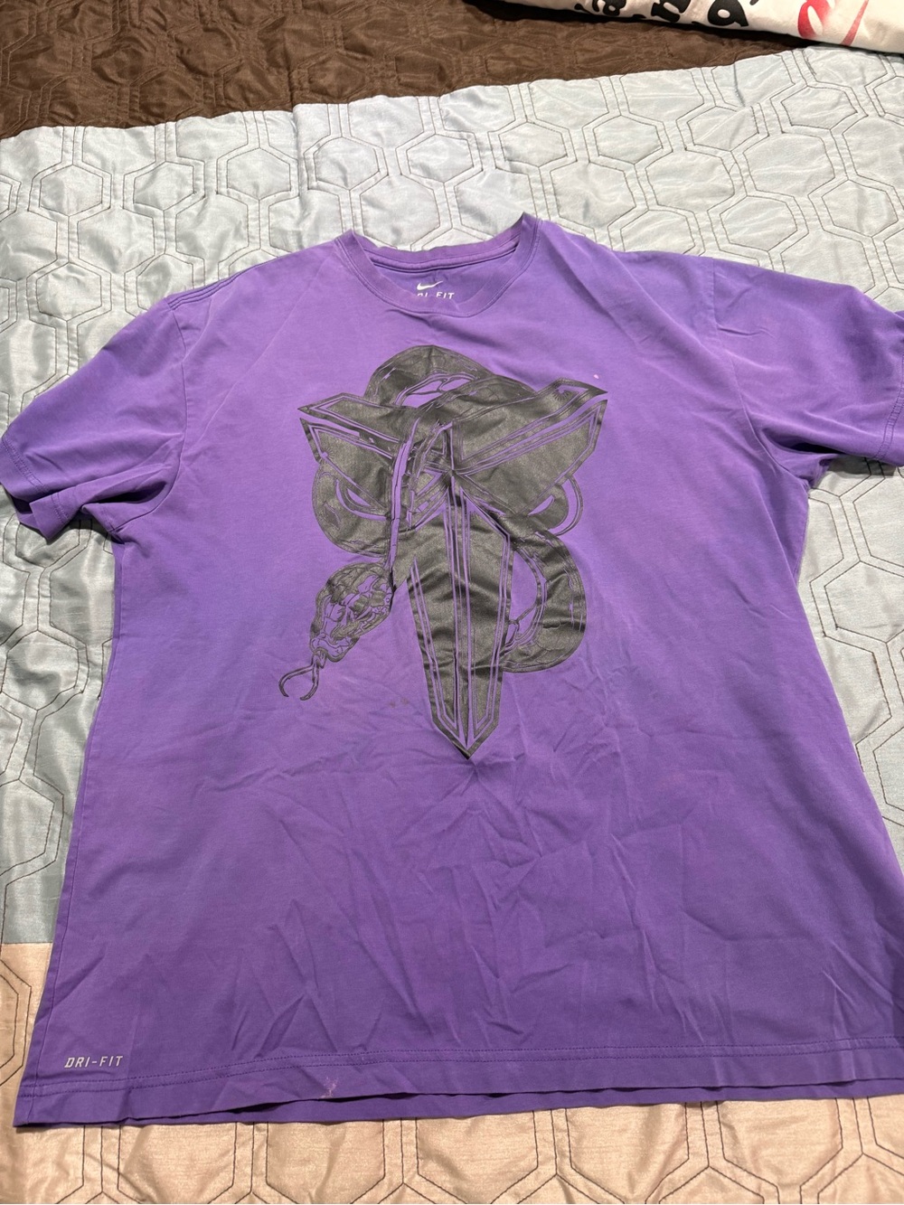 Kobe Bryant Purple Black Mamba Snake Logo Nike Dri-Fit T-Shirt - XL